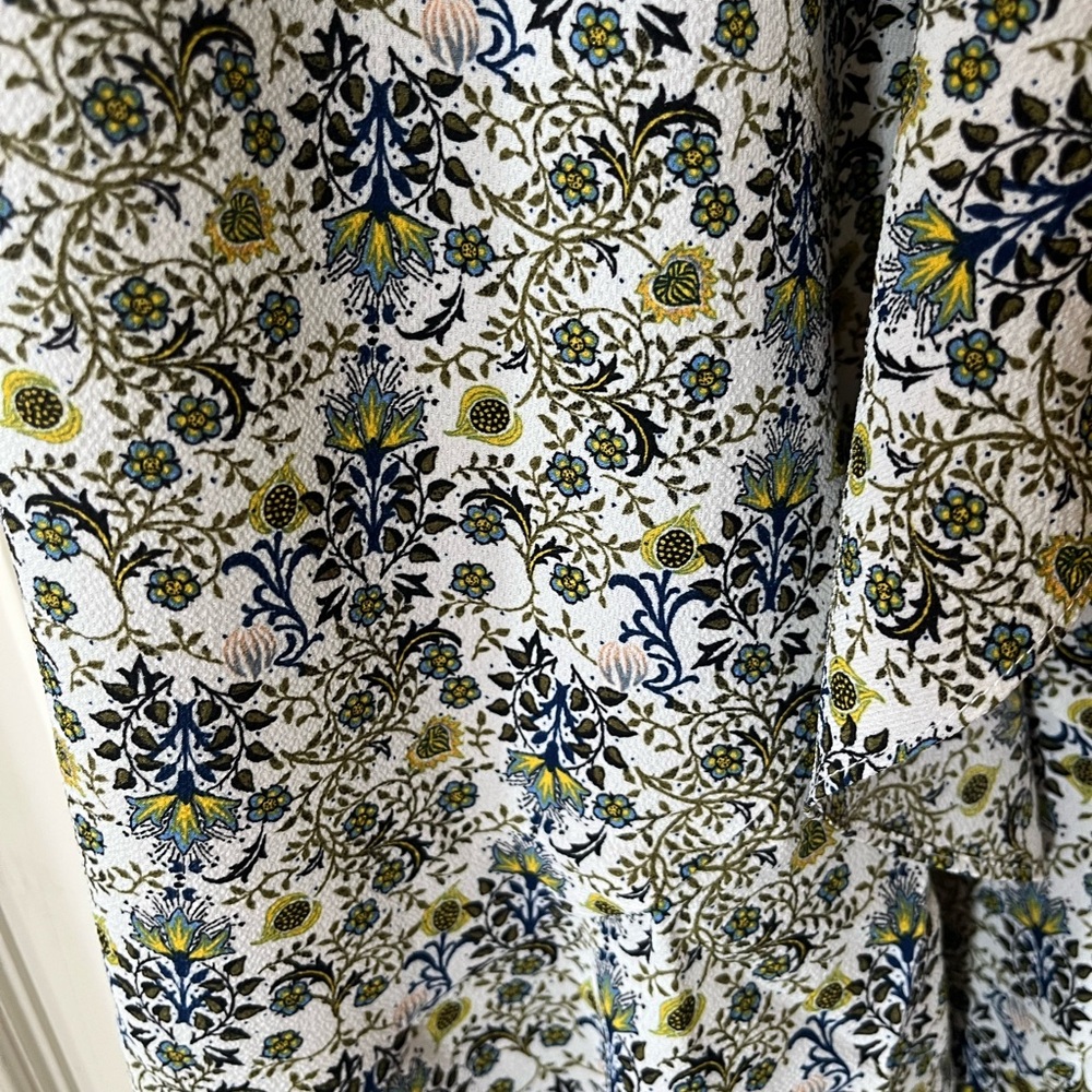 Max Studio London Floral Midi Dress with Wrap Around Front & Tie Women’s 1X - Picture 12 of 15